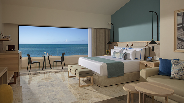 Chambre de luxe avec vue sur l'océan
