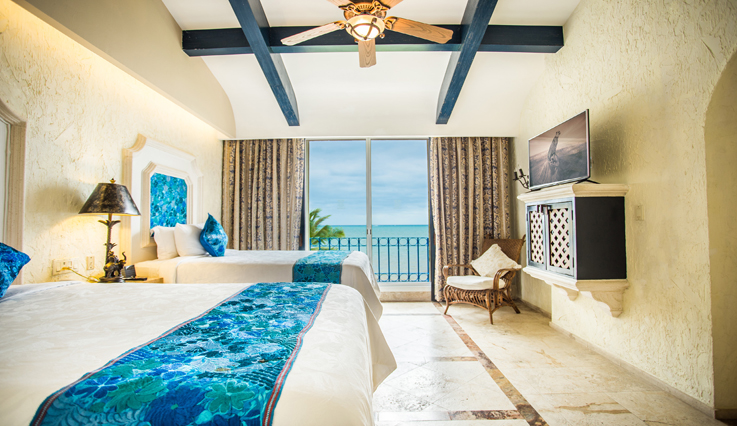 Ocean Front 1 Bedroom Suite with Terrace