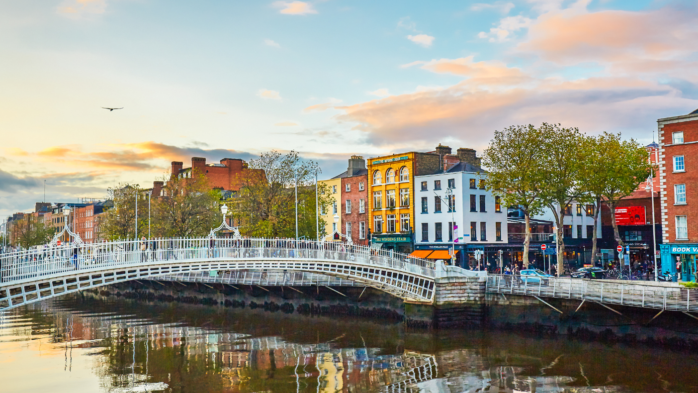 Between now and October 13, WestJet will offer daily service between Toronto and Dublin on board the Boeing MAX 8 aircraft
