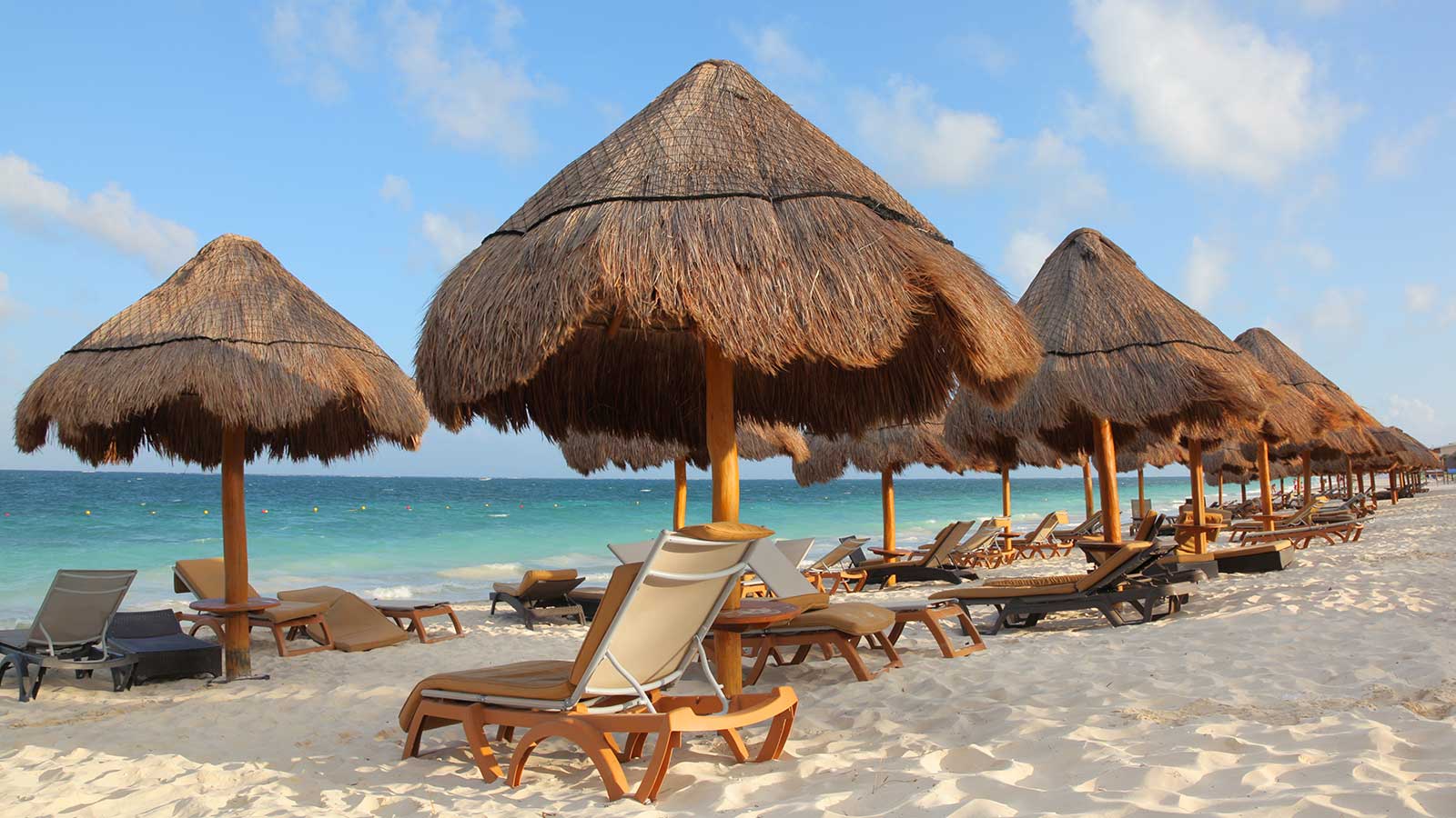 Flights from Charlottetown to Cancun