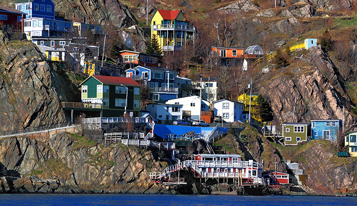 Homes on Cliff
