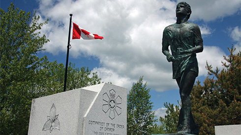 Terry Fox statue in Thunder Bay