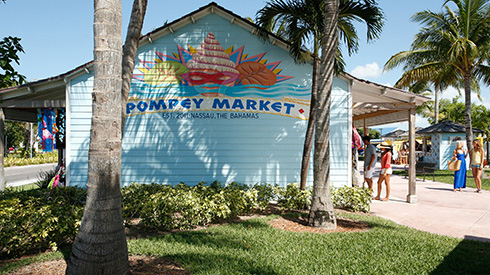 Pompey straw market outside in Nassau
