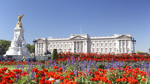 View of Victoria Memorial and gardens in front of Buckingham Palace