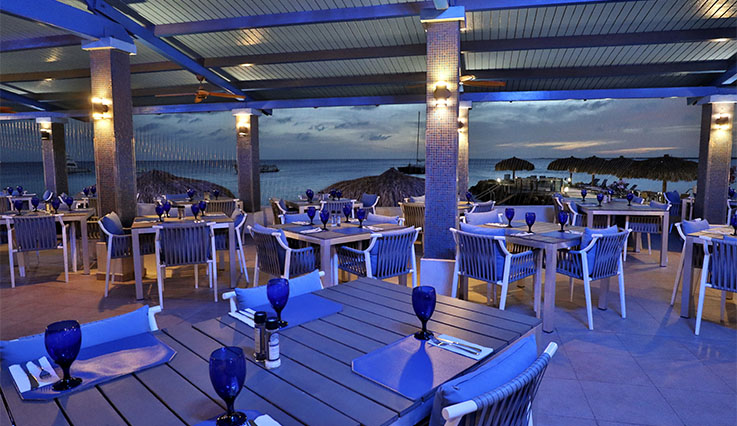 PureOcean Restaurant - night