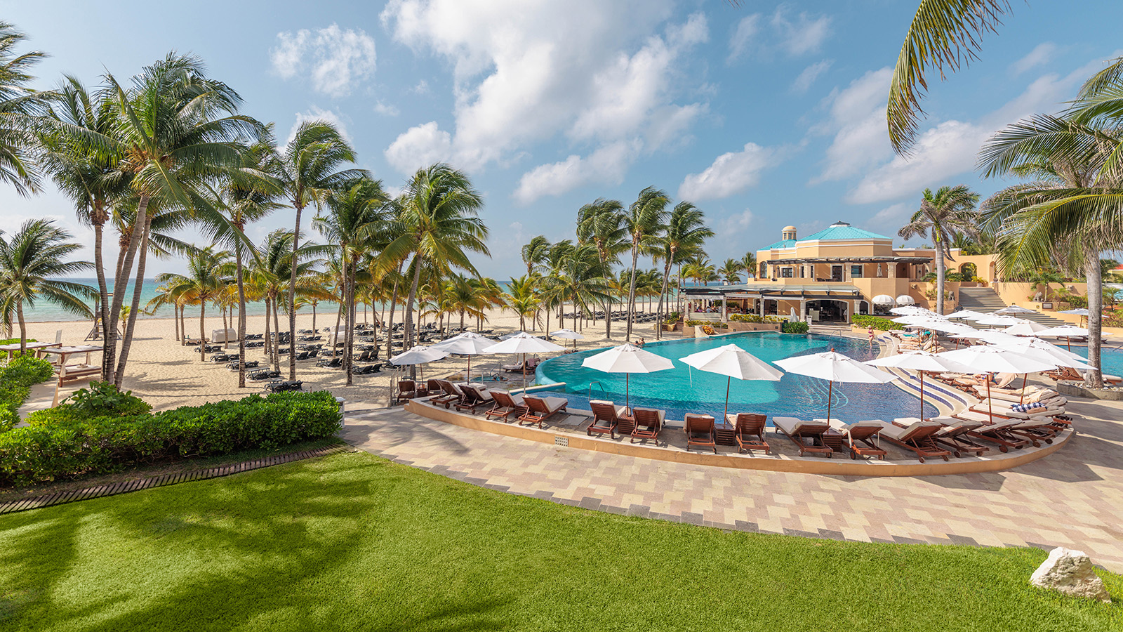 Piscine et plage