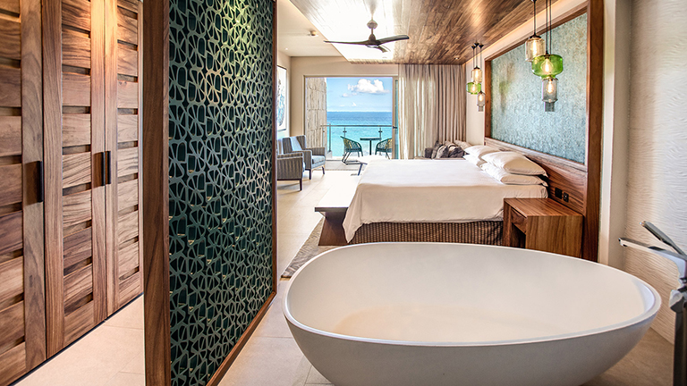 Oceanfront Family Master Suite