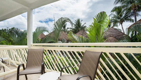 Chambre de luxe avec vue tropicale