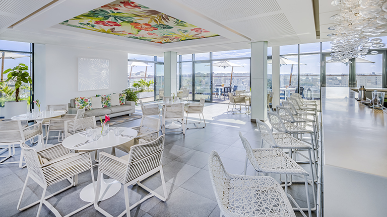 Restaurant El Diamante sur le toit avec terrasse 