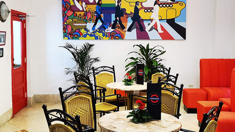 El London Cafe and Ice Cream Parlour 