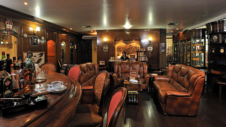 Cigar and Rum Lounge