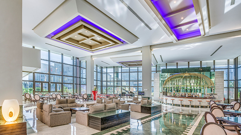 Quinta Avenida Lobby Bar 