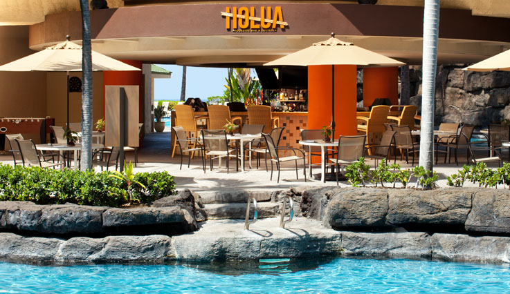Holua Poolside Bar