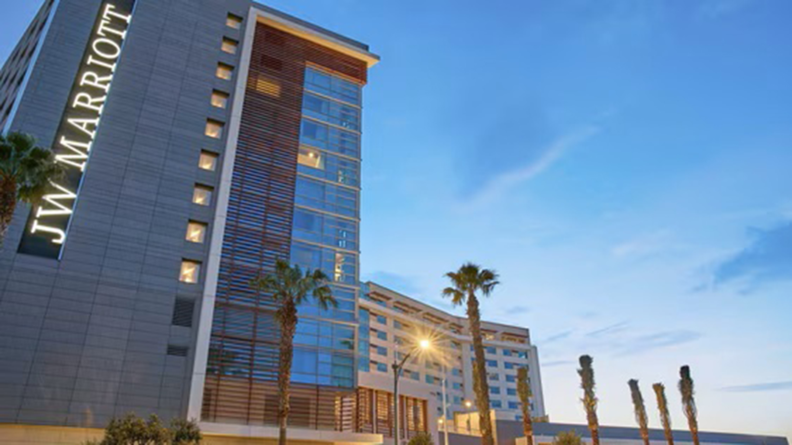 1775 South Clementine Street, Anaheim, California 92802 USA