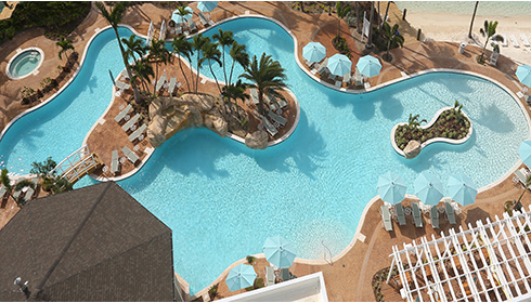 Vue aérienne de la piscine