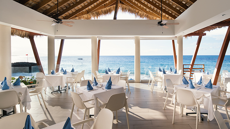 El Batey Buffet Restaurant