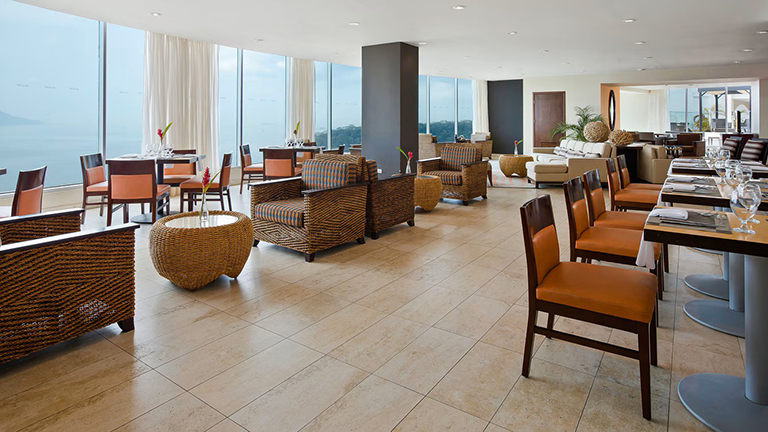 The Westin Club Level Lounge