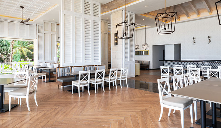 Restaurant - Shutters Beachside