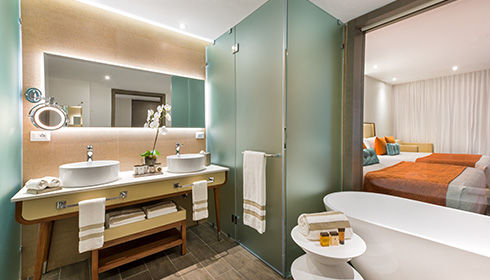 Pad Suite bathroom