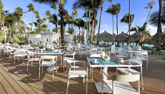 Aire pour manger près de la plage