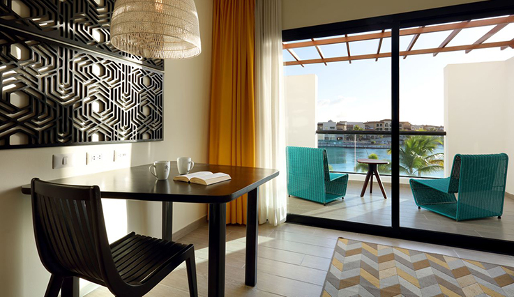 Suite junior vue sur la marina