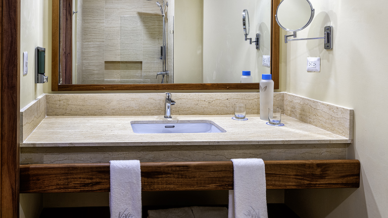 Superior Room - Bathroom