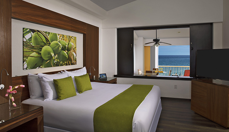 Junior Suite Ocean Front