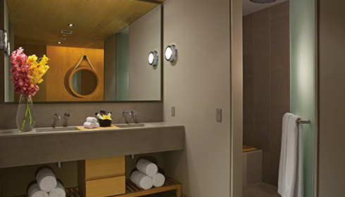 Allure Suite Marina View  Bathroom