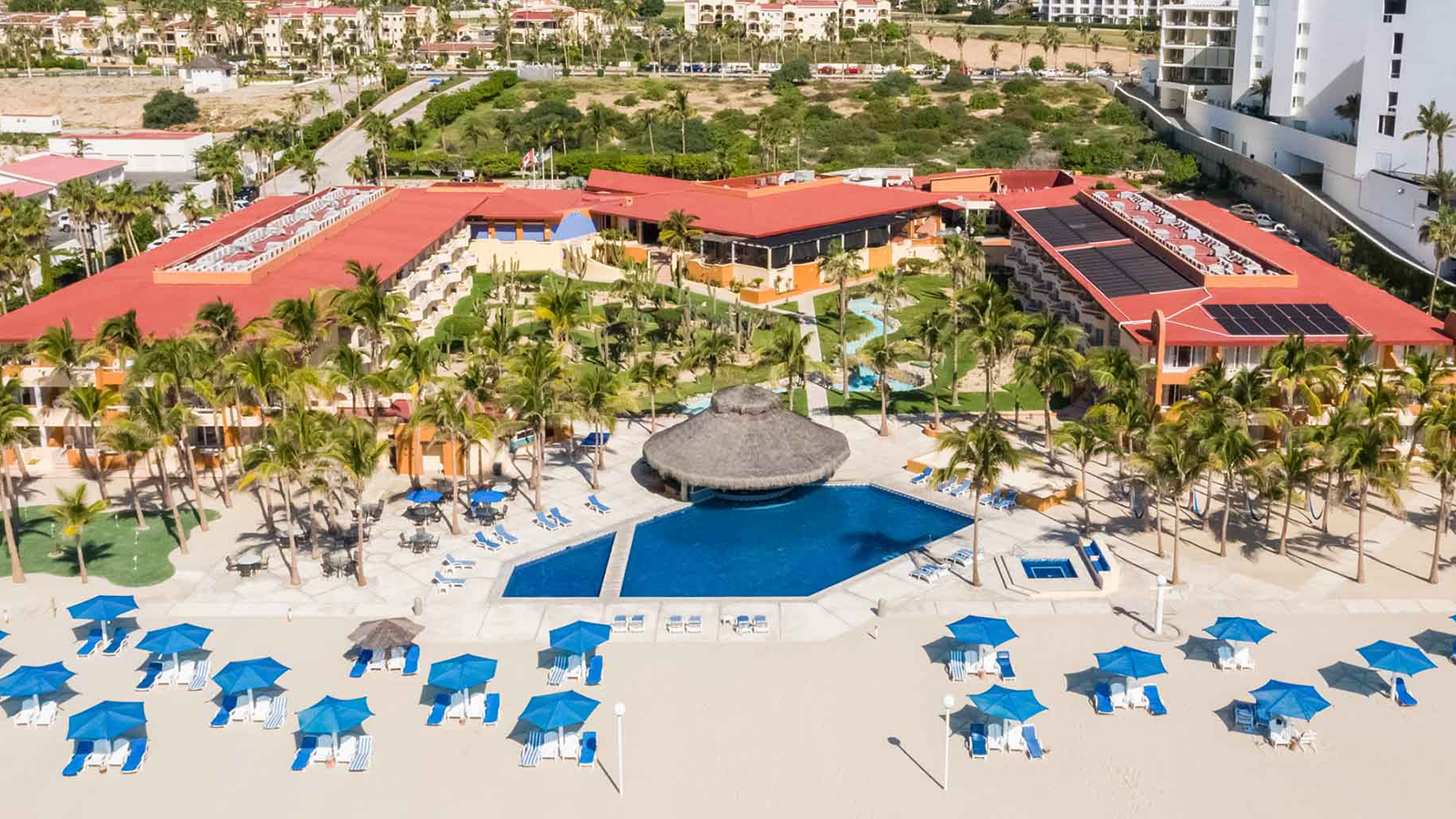 20 km from SJD airport