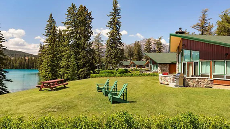 Fairmont Jasper Park Lodge