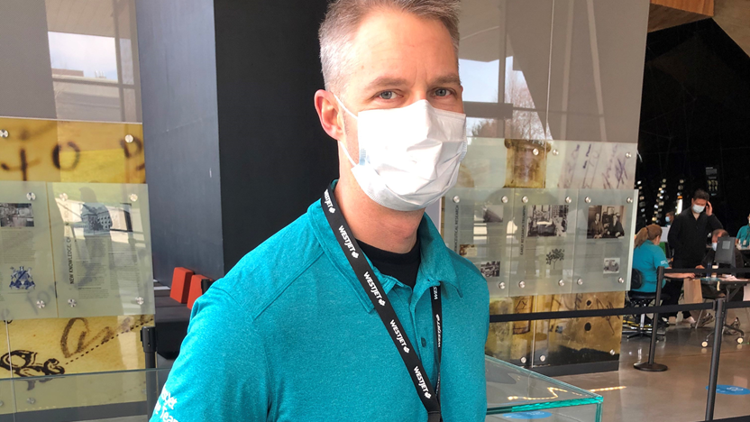 WestJetter Volunteer Mike