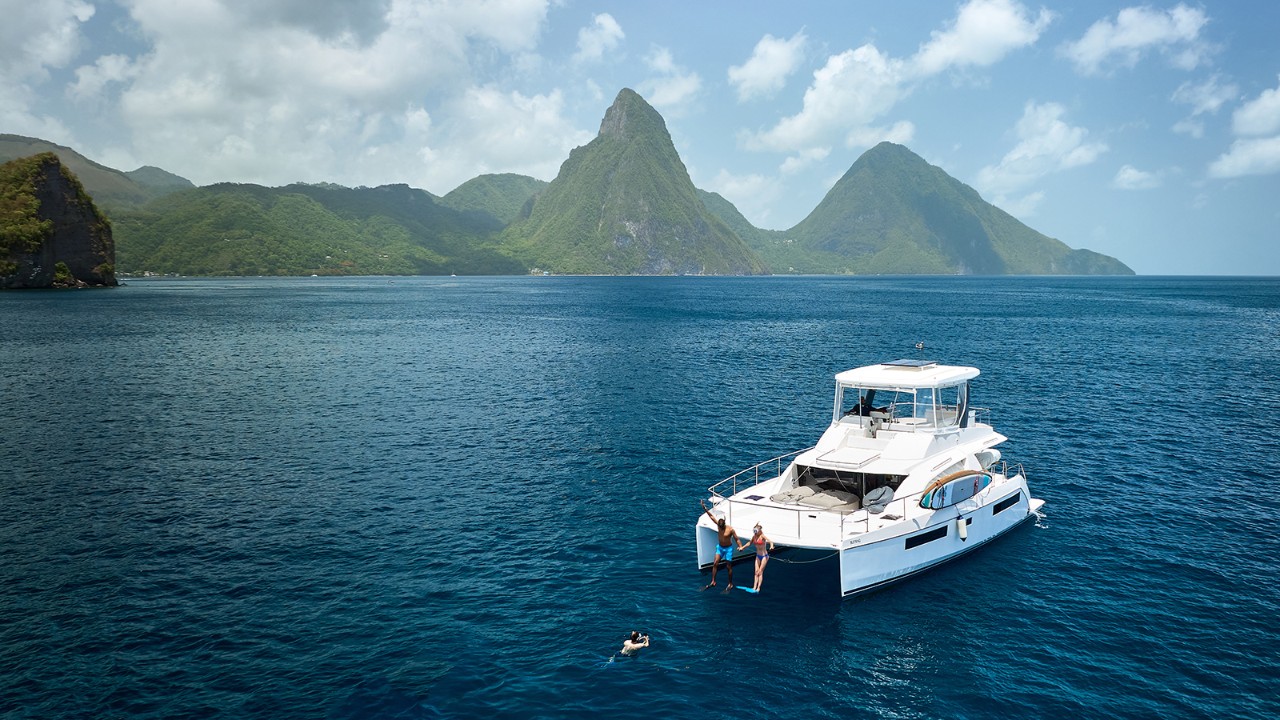 Catamaran + Pitons, St. Lucia